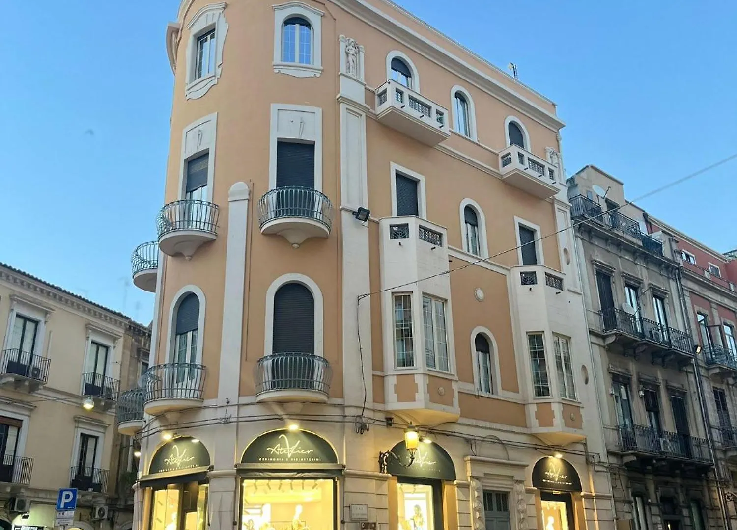 Palazzo Vitrano Tourist Apartment 1 Catânia